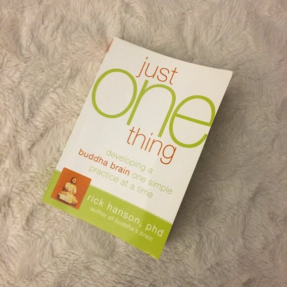 'Just One Thing' Psychology Softcover Book - Picture 6 of 6